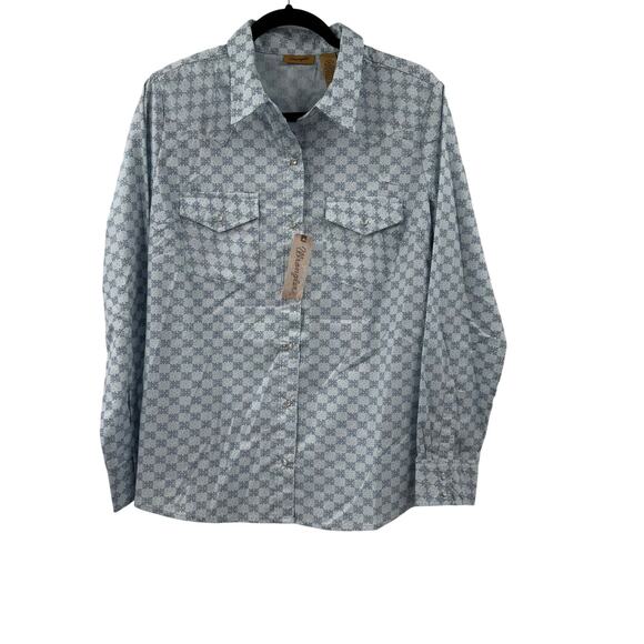 NWT Wrangler Long Sleeve light blue Pattern Western Shirt - Picture 2 of 8